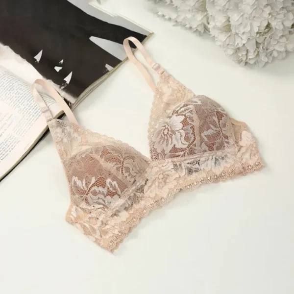 Off-White Cotton Lace Foam Wireless Bra