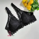 Lace Wireless Bra Black