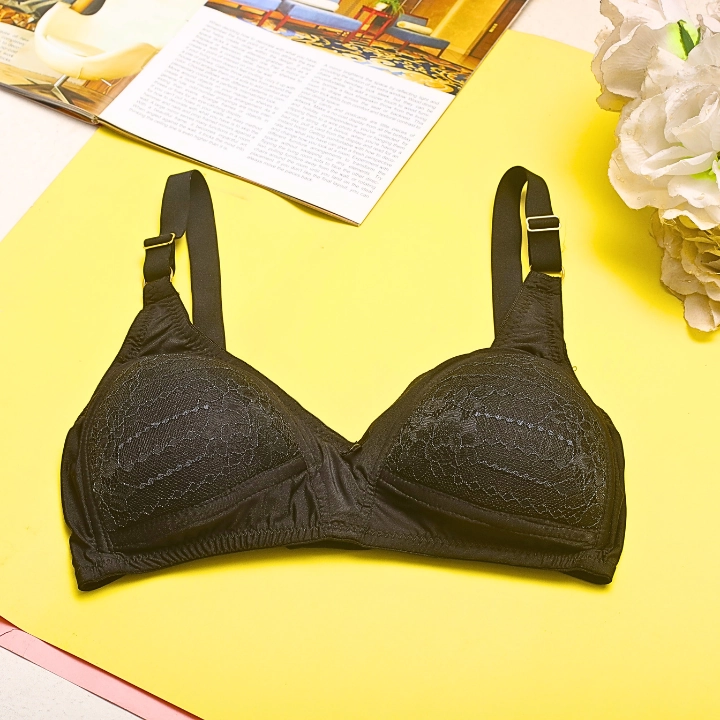 PREMIUM Cotton Lace Foam Wireless Bra Black